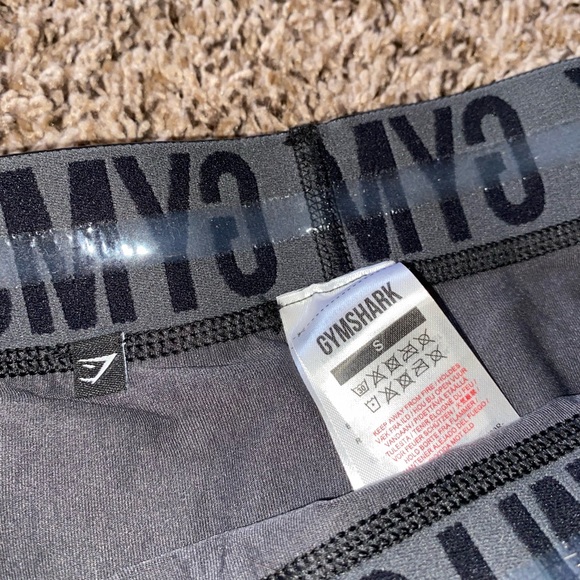 2 Pair Gym Shark Low Rise Leggings NEVER WORN - Picture 2 of 3